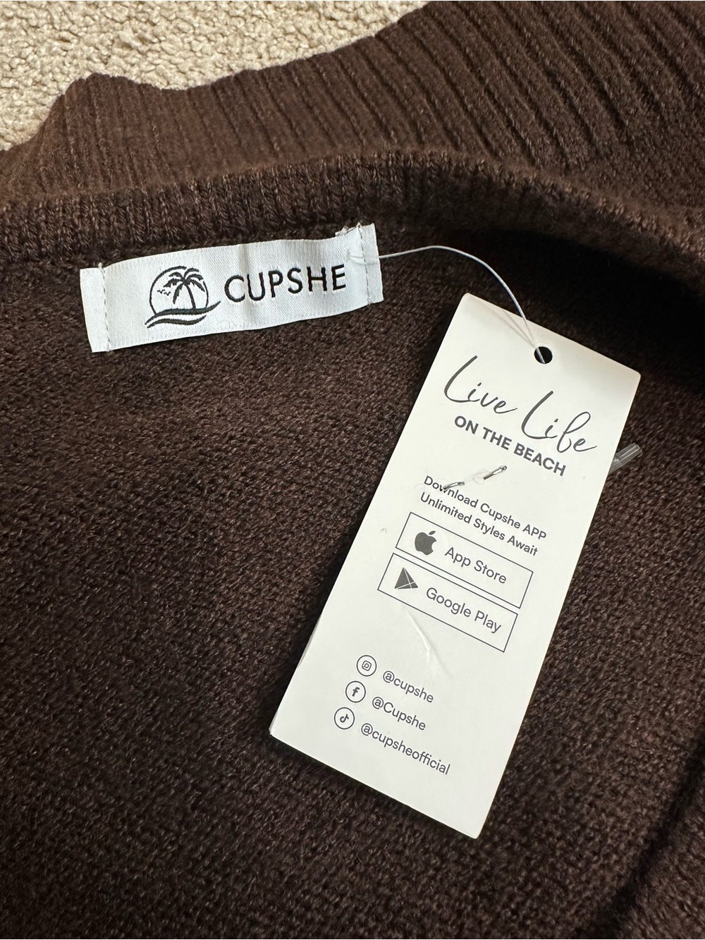 NWT Cupshe In The Know Wool Blend Faux Wrap Knit Sweater Size Large - Picture 9 of 9
